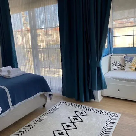 Alacati Ayn-i Ala Misafir Evi Çeşme